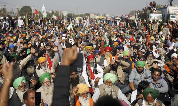 India-Protesting-farmers-L