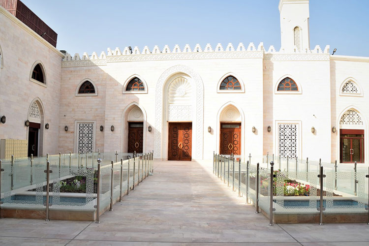Bohra-opens-new-mosque-750x450