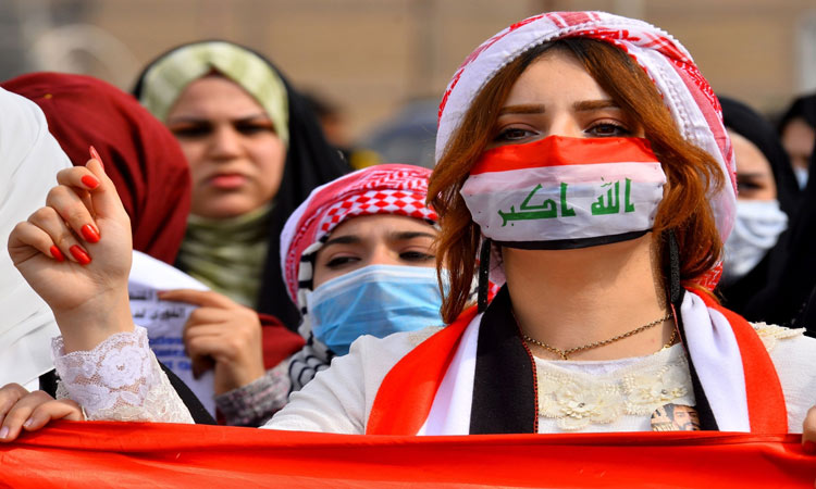 Iraqi-protesters-750x450