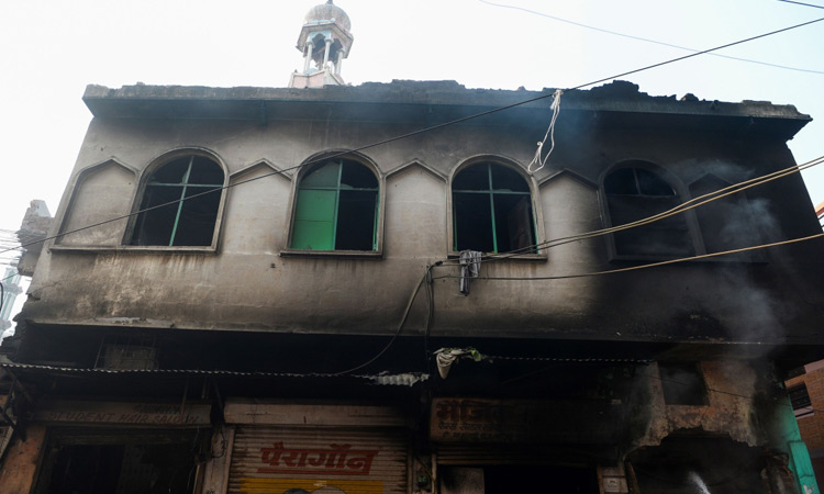 Delhi-mosque-750x450