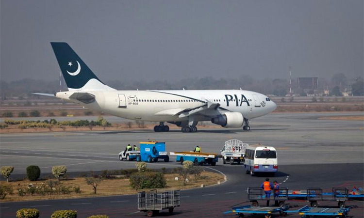 Expats fear for their jobs if Pak-UAE flights remain suspended - GulfToday
