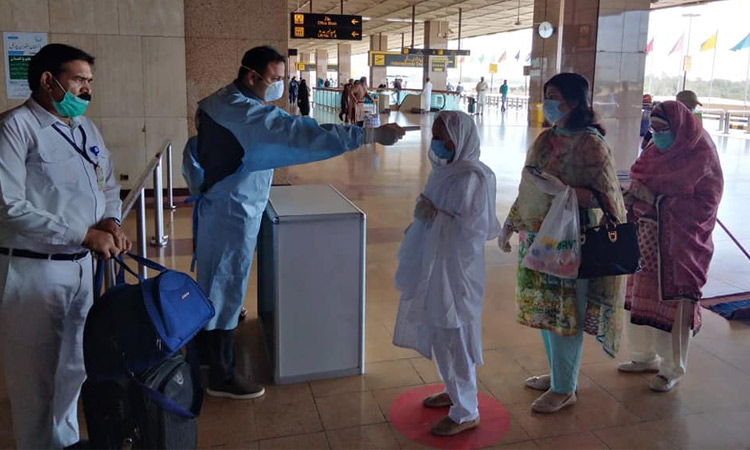 KarachiAirportscreening