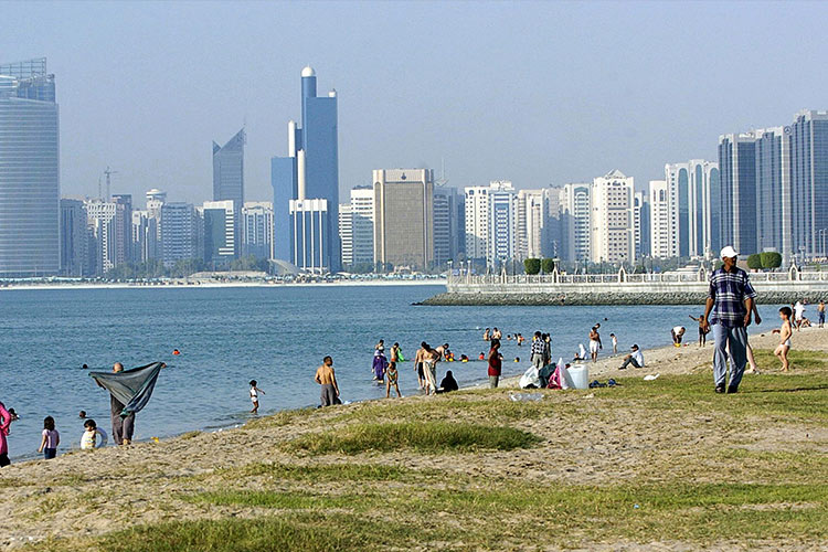 Abu-Dhabi-beach