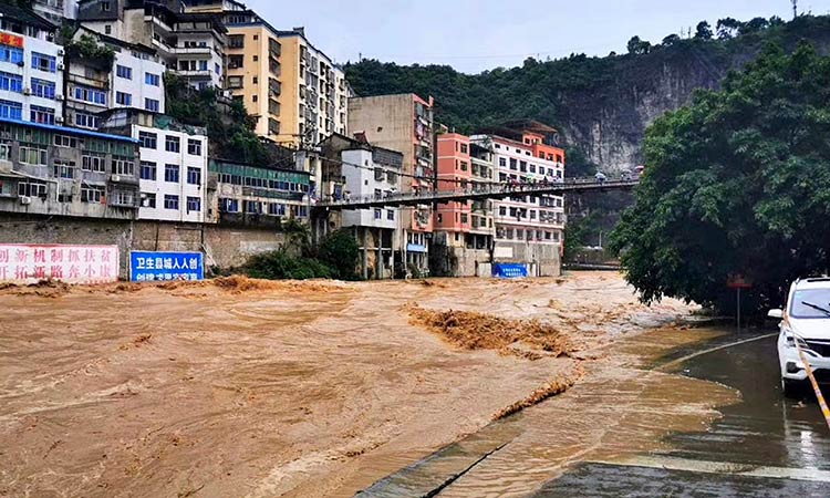 China-Flood-June13-main1-750
