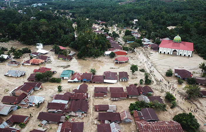 Indonesia flash flood 