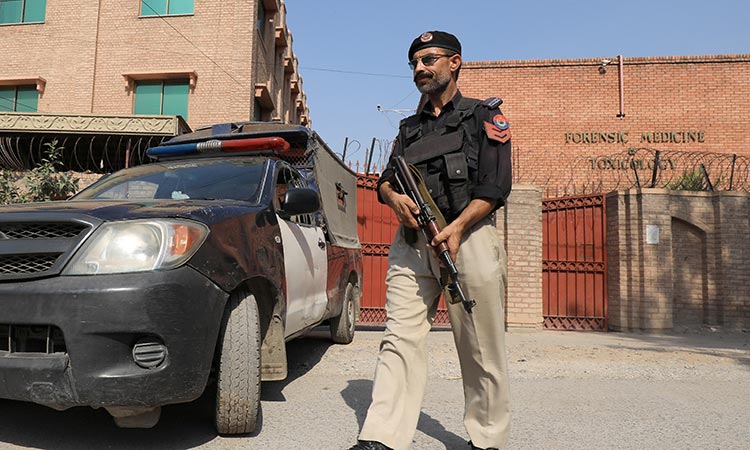Pakistan-Police-July31-main1-750