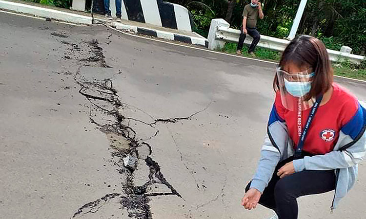 Philippines-Earthquake-Aug18-main1-750