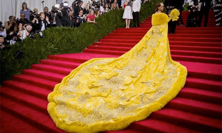 Rihanna-Yellow-dress-Reuters-750