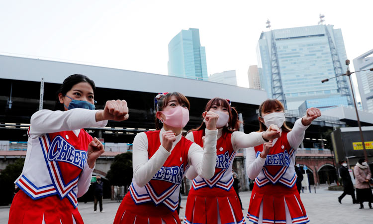 Japan-Cheerleaders