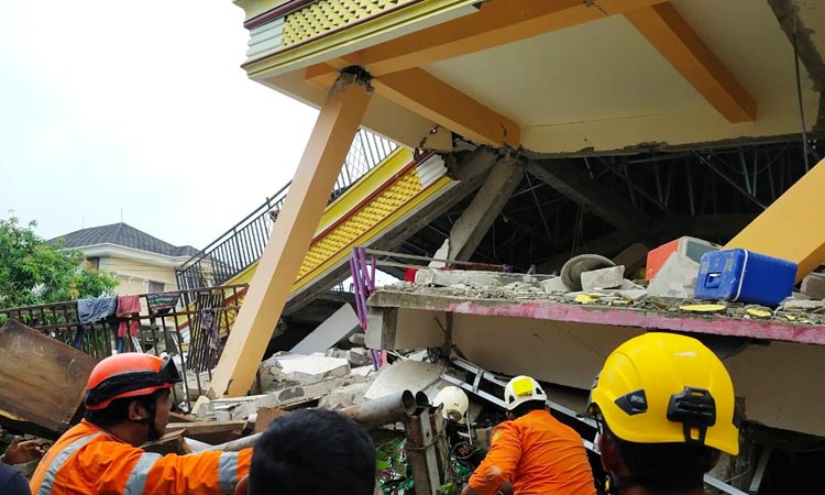 Earthquake-Indonesia-1