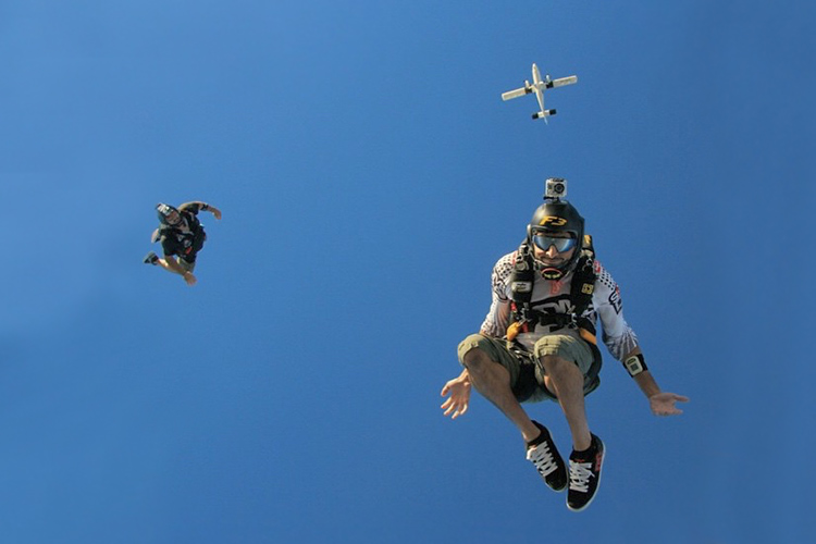 Hamdan-skydive