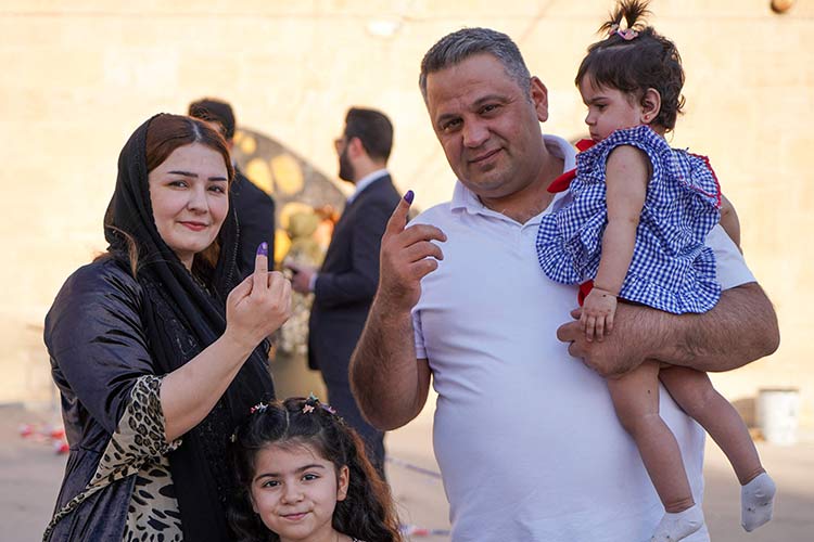 Iraqifamily-vote