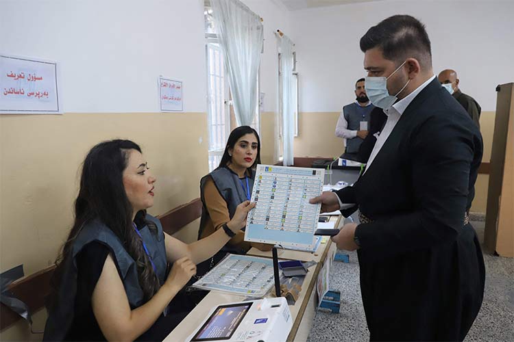 Kurd-poll-officials