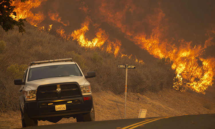 California-wildfire-Oct13-main1-750