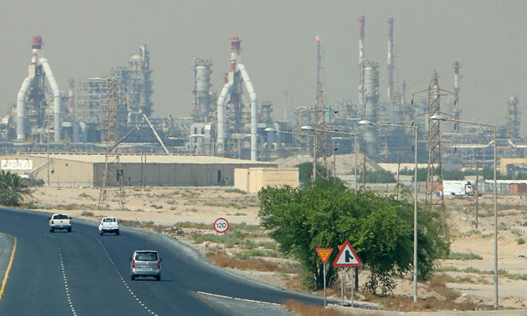 Kuwait-Oil-refinery-750