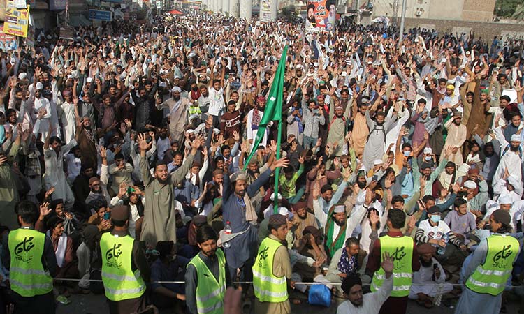 Pakistan-protest-main3-750