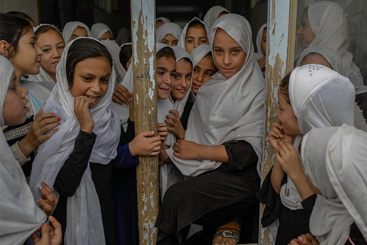 Afghan-school-girls