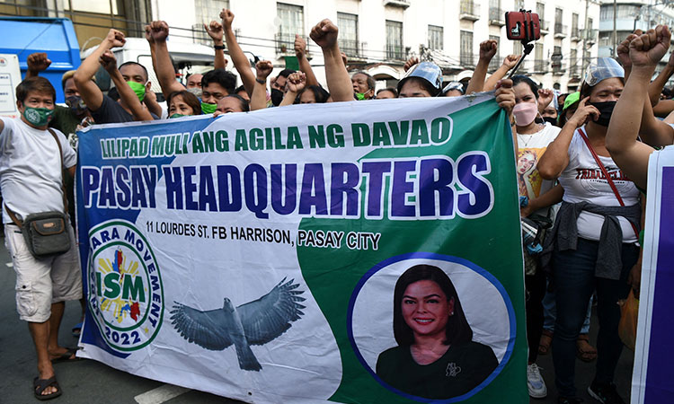 Sara-Duterte-supporters