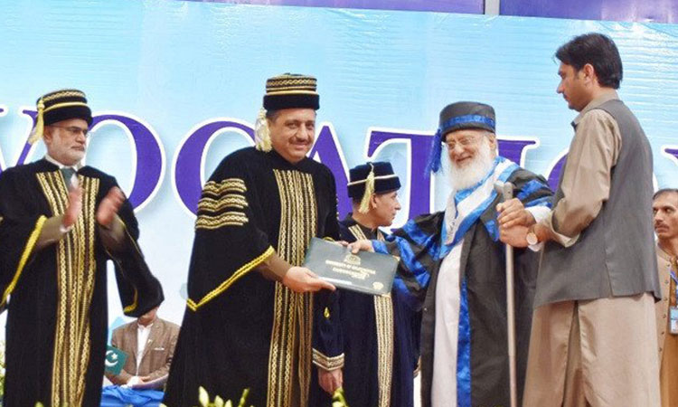 Oldest-PhD-Pakistani