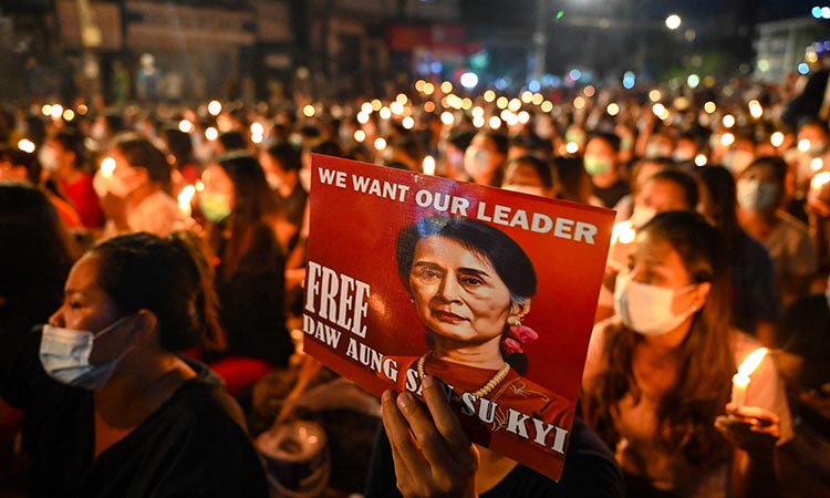 Myanmar-Suu-Kyi-protest-main1-750