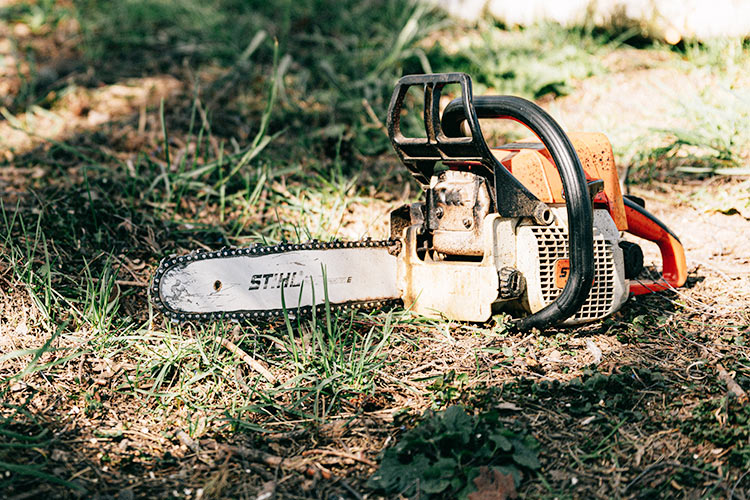 Chainsaw-Pexels