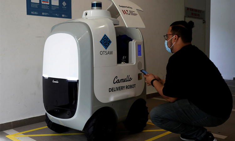 Singapore uses robots for home deliveries - GulfToday