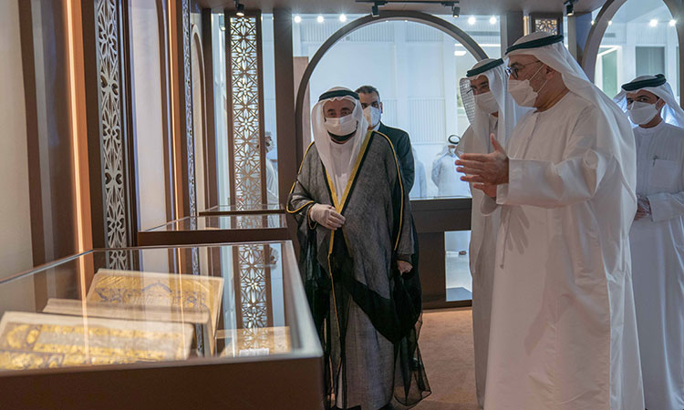 Sultan-Al-Qasimi-opens-exhibition-750