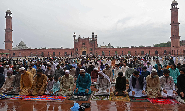 Pakistan-Eid-May13-main1-750