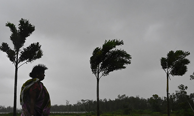 India-Cyclone-main4-750