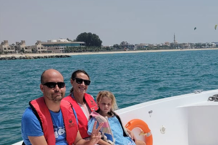 Dubai-Police-rescue-yacht-750x450