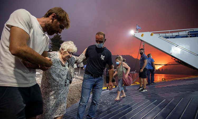 Greece-wildfire-Aug07-main3-750