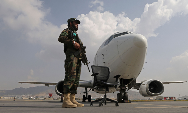 KabulAirport-Taliban1