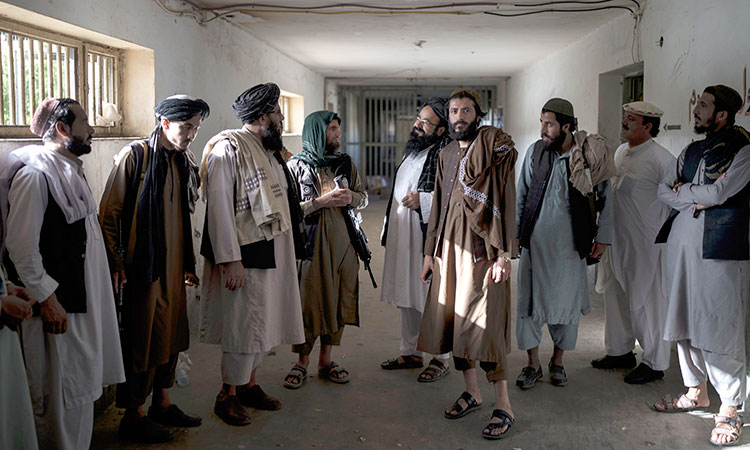 Afghan-Prison-Taliban-main1-750