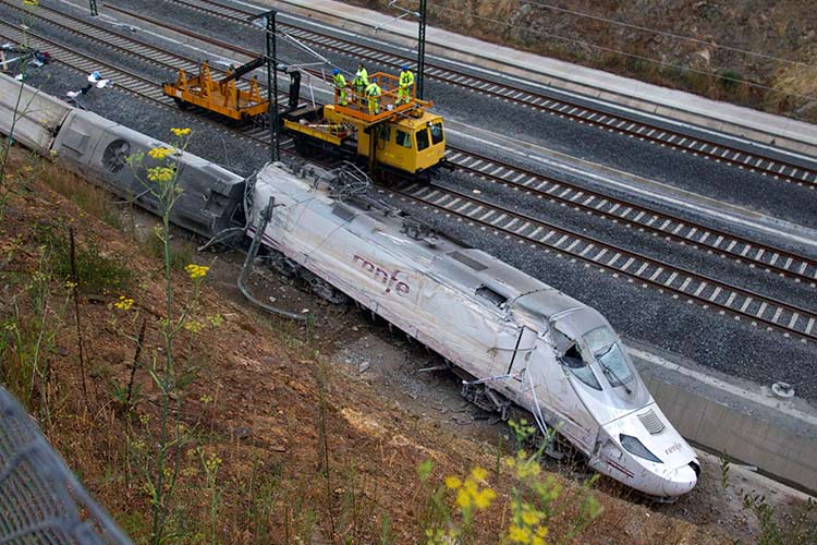 Spain-train-crash-750x450