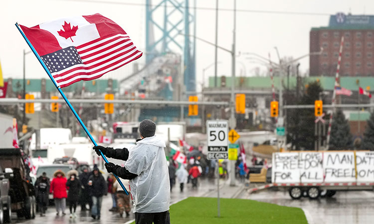 US-Canada-border-protest-main2-750