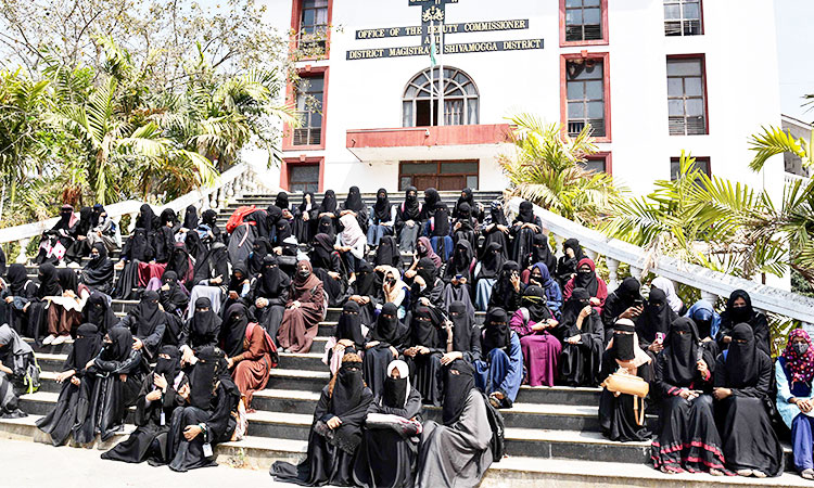 Hijab-students-2022