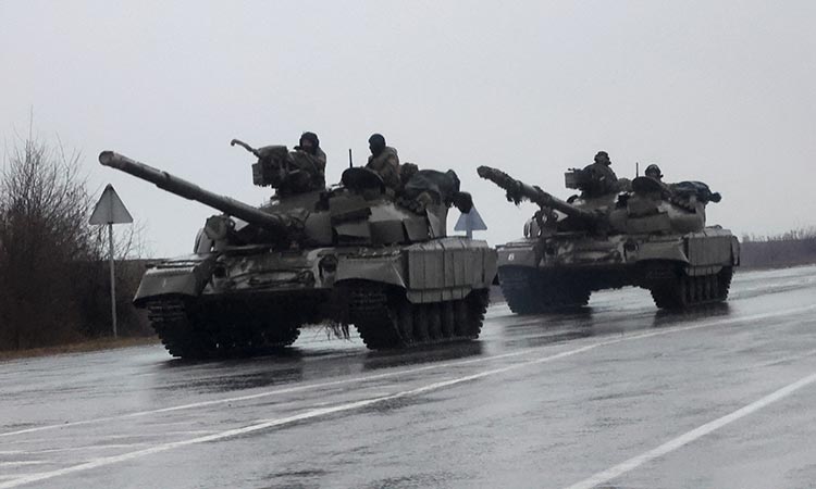 Russian-tanks-Ukraine-750