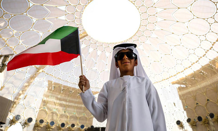 Kuwaitflag-boy-Expo