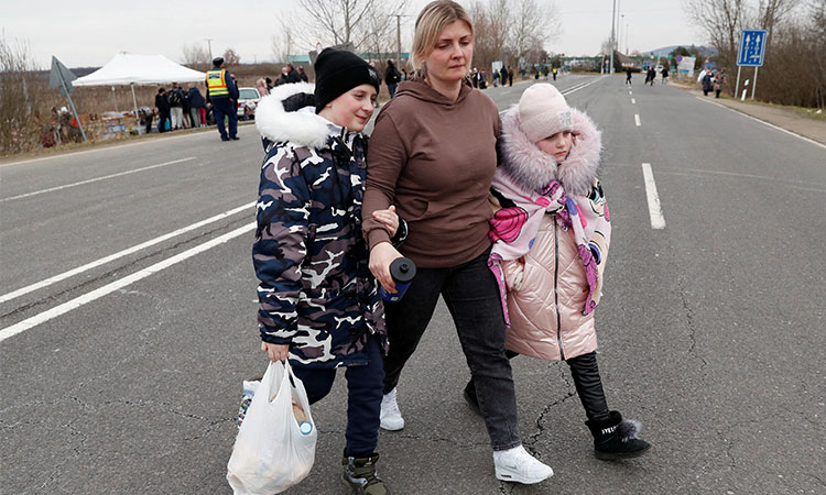Mother-children-Ukraine