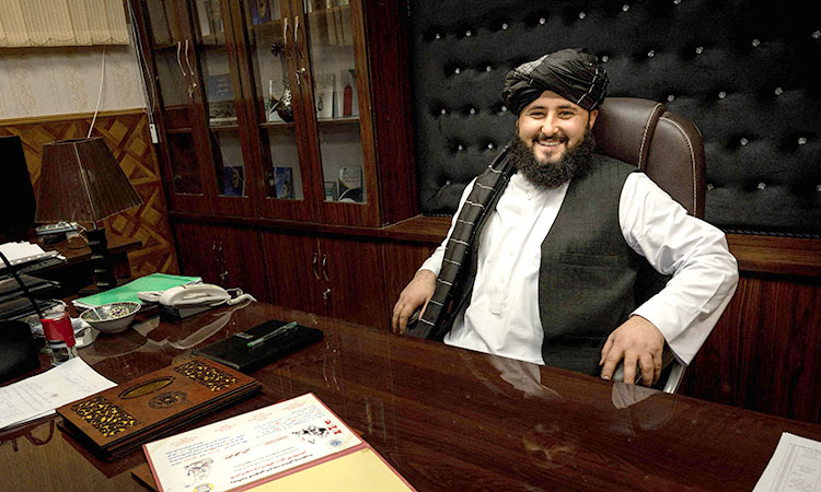 Afghan-Taliban-mayor-main1-750