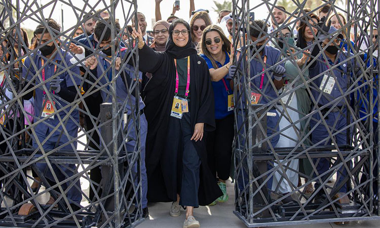 Emiratistaff-Expo2020