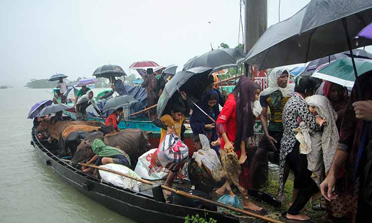 India-BD-Floods-June18-main2-750