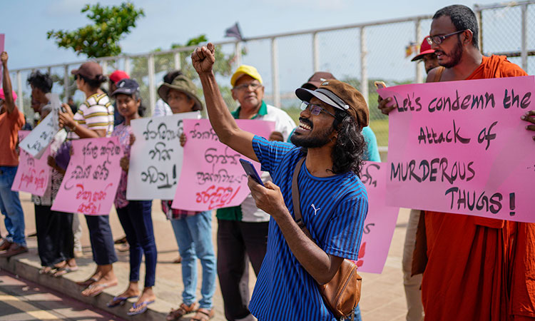 SriLanka-protest-July27