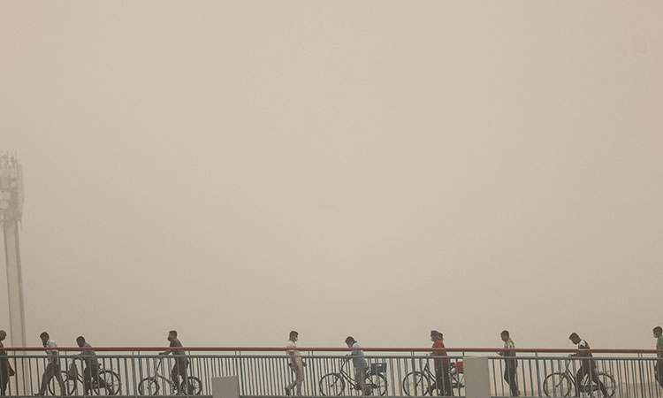 Sandstorm-cyclists