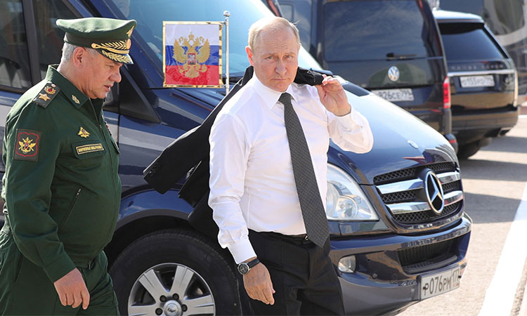 Putin1-DefenceMinister
