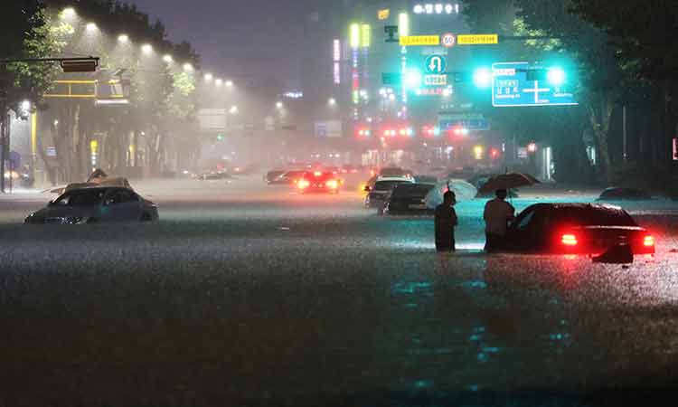 Seoul-rains-Aug9-main3-750