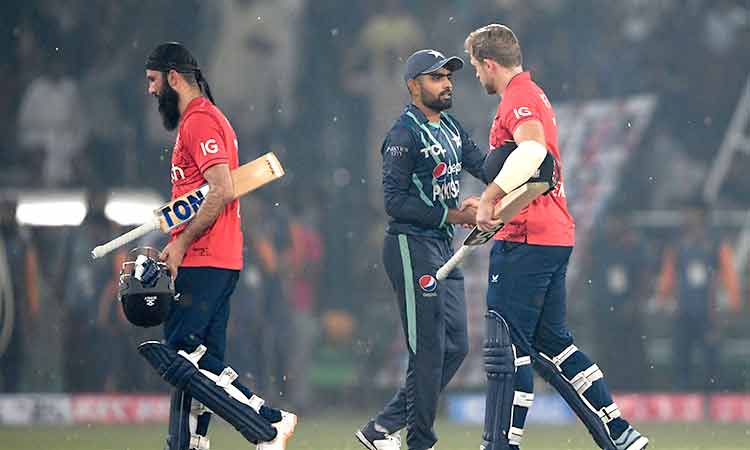 Pakistan-England-Cricket-Sept29-main2-750