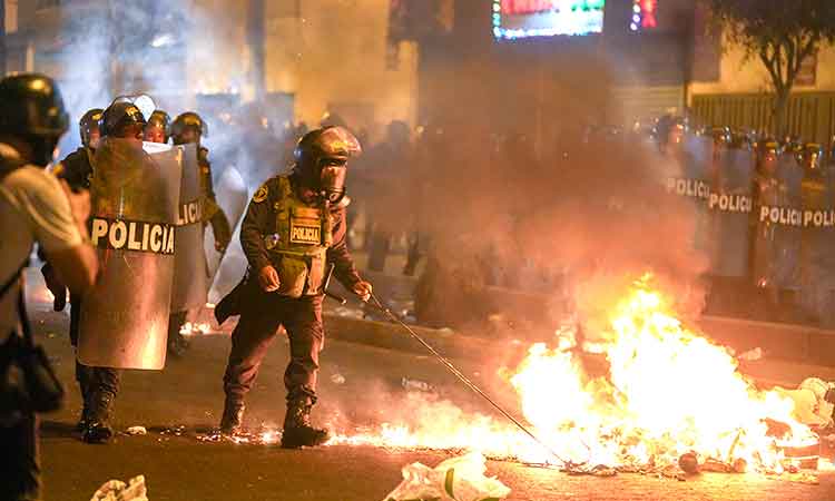 Peru-protest-violence-Jan21-main3-750