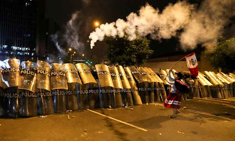 Peru-protest-violence-Jan21-main4-750