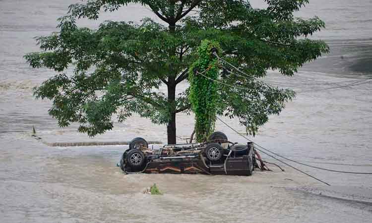 India-Floods-Oct5-main2-750